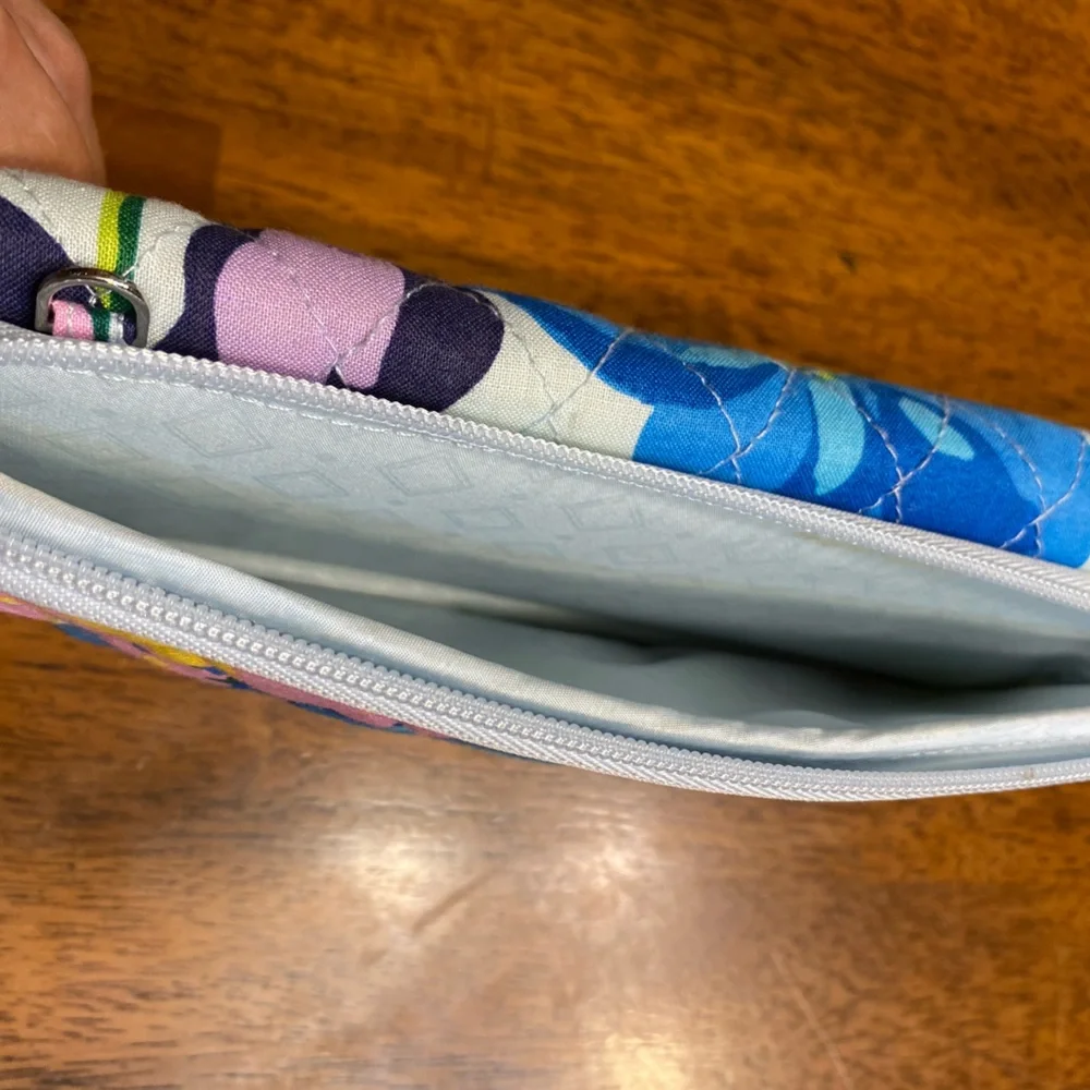 Vera Bradley Marian Floral Wallet / Clutch with atrap - Picture 9 of 12